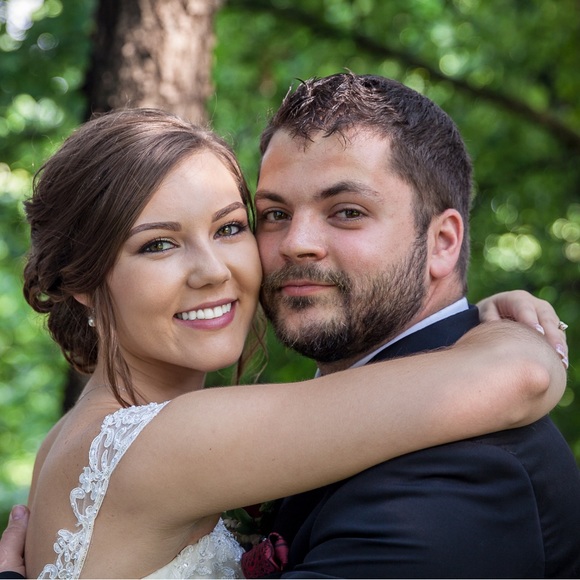 Meet your Posher, Angie - Picture 1 of 1